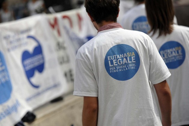 Eutanasia: nel mondo si decide, in Italia si tortura